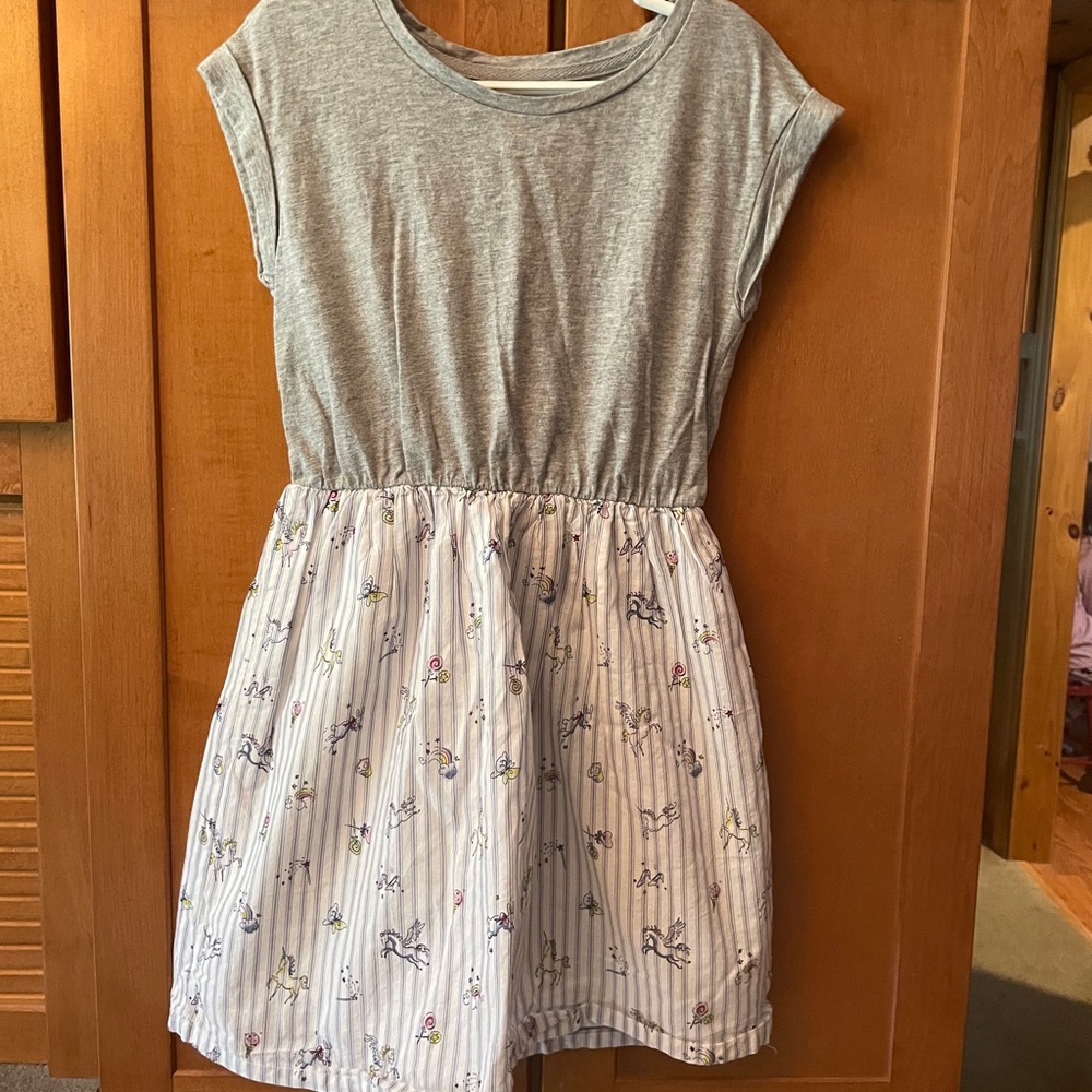 Gap unicorn & rainbows dress 👗 size medium